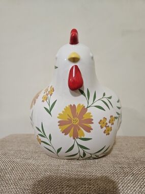 🐔Bath & Body Works Ceramic Hen Pedestal Candle Holder